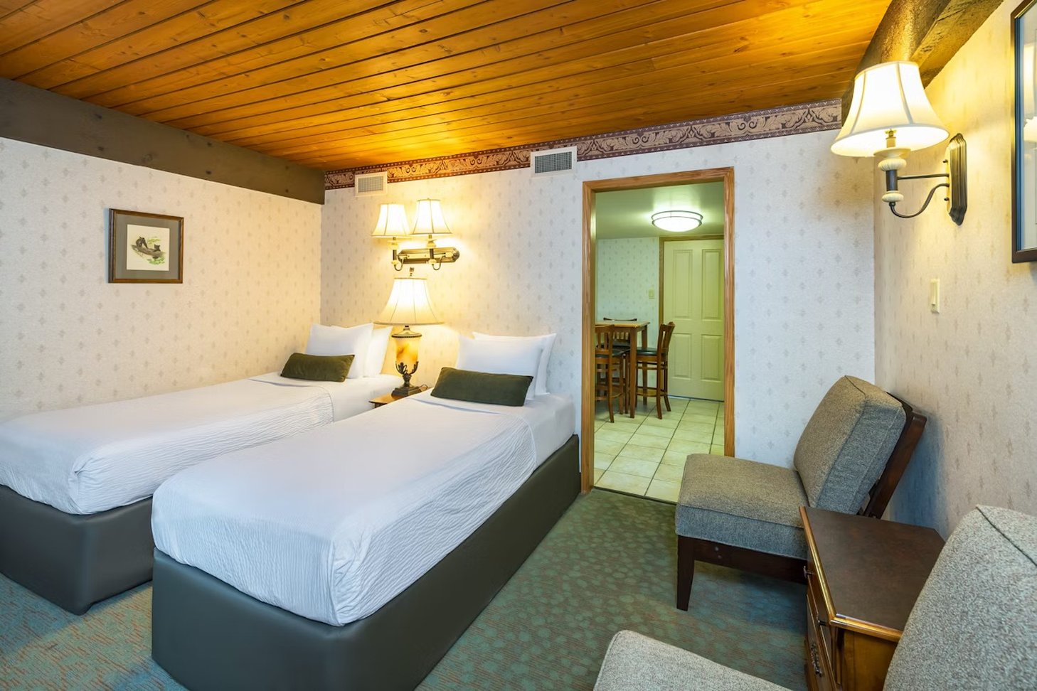 Charltons Banff by null