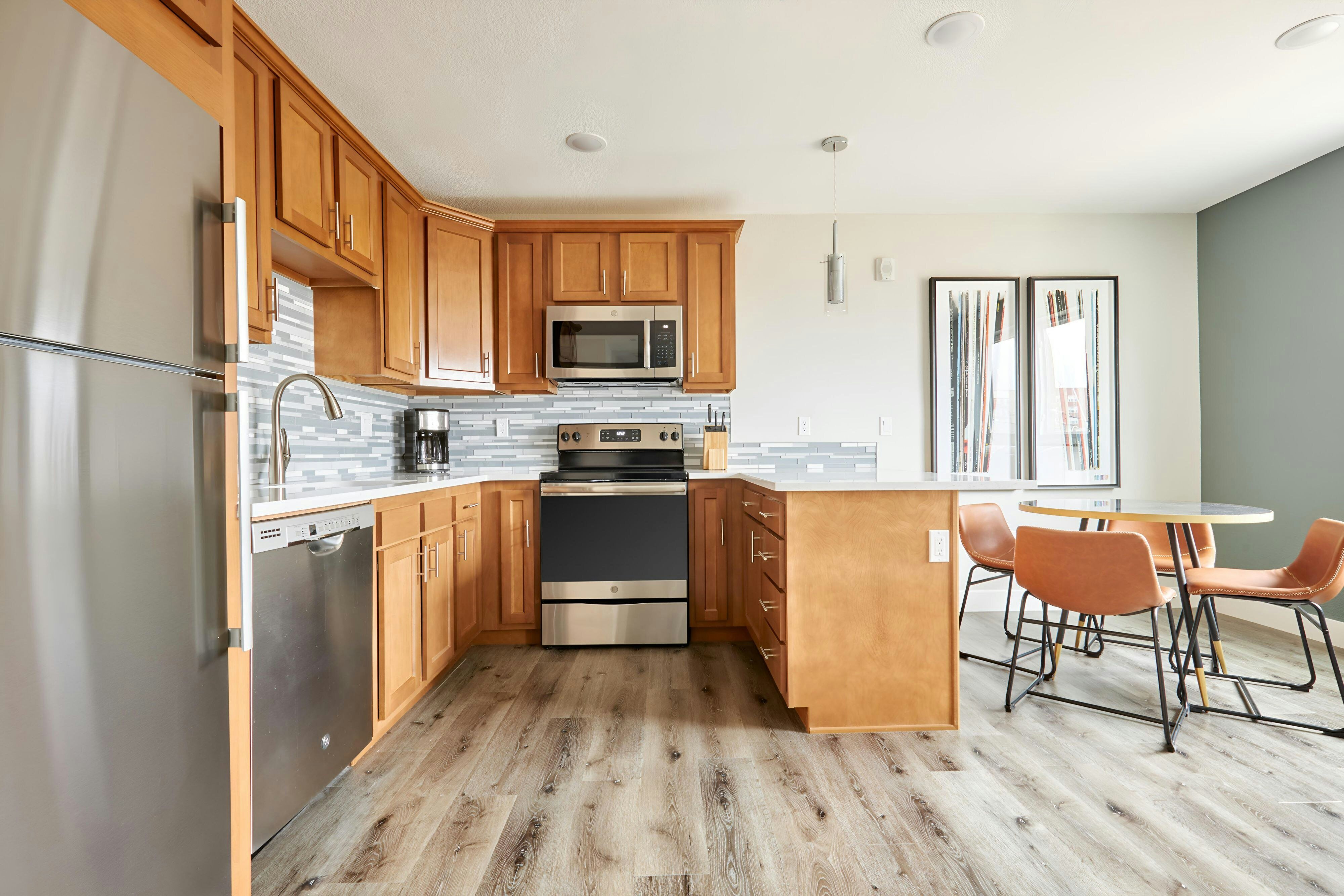 Sonder Osage Apartments LoHi by null