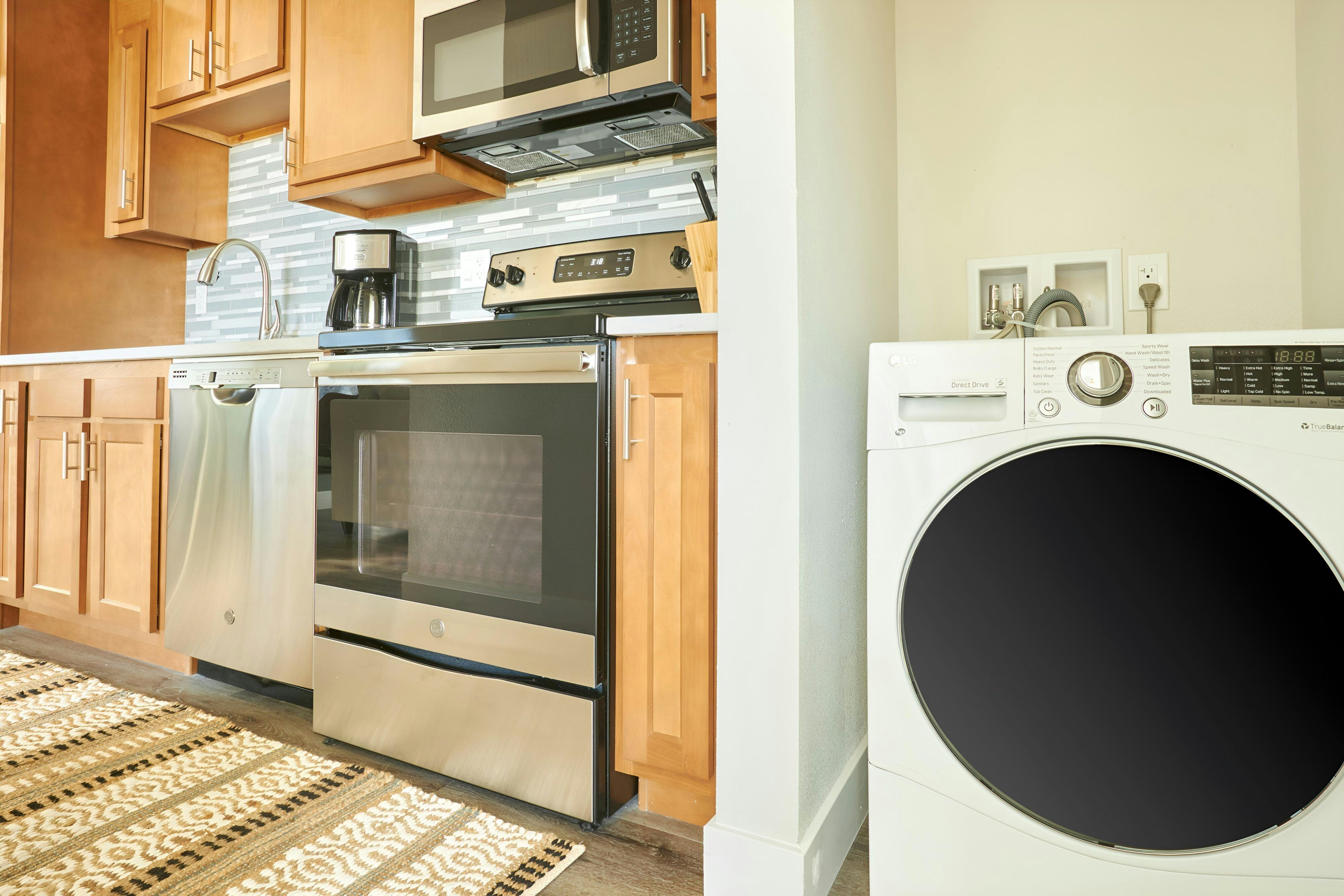 Sonder Osage Apartments LoHi by null