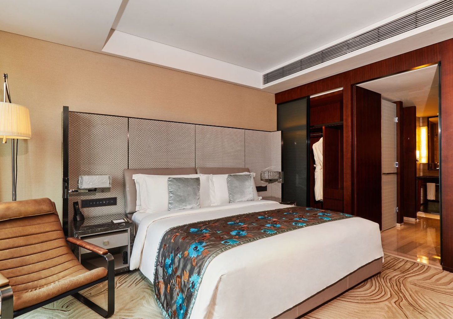 Mandarin Oriental Pudong, Shanghai by null