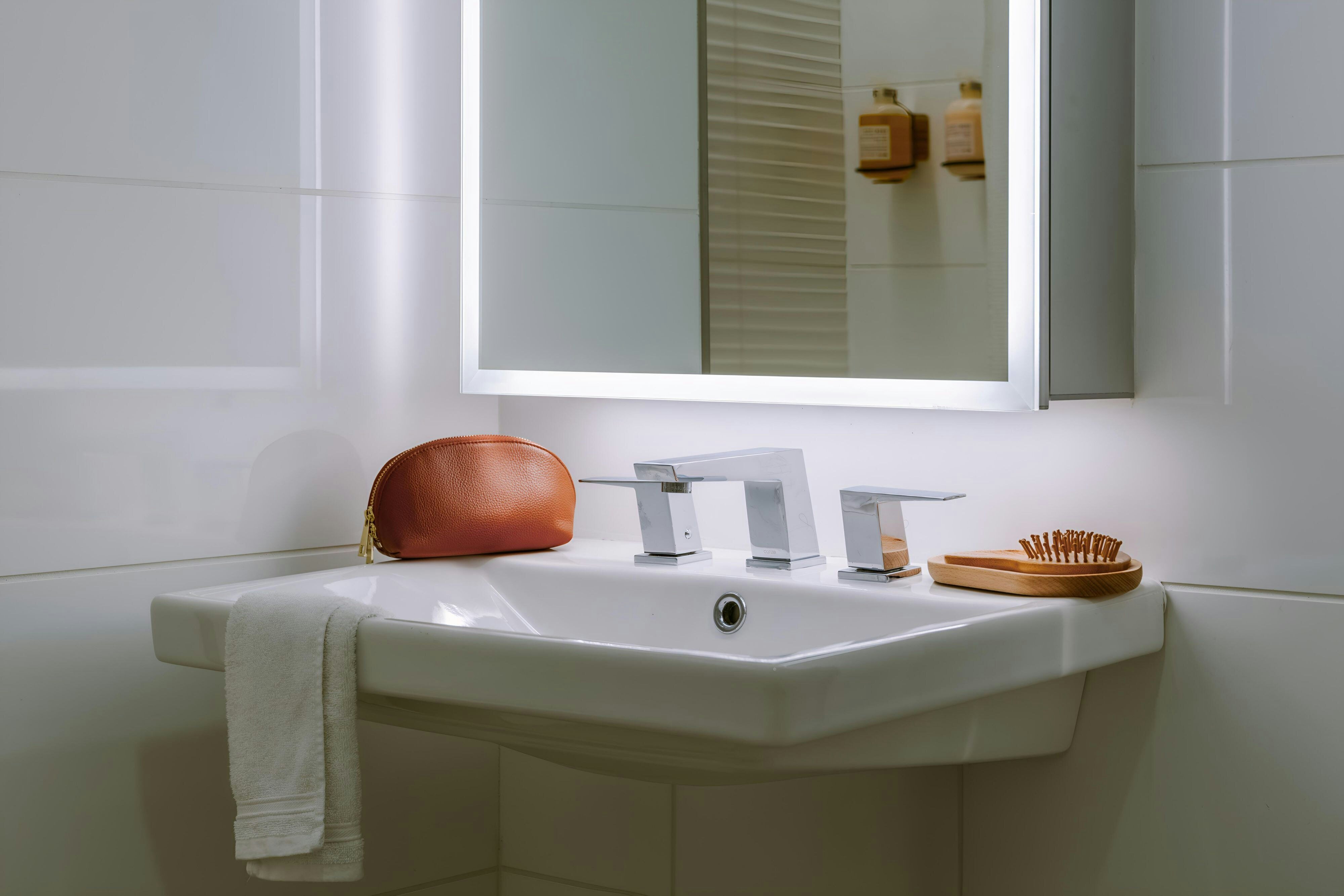 Sonder Battery Park Apartments Financial District by null