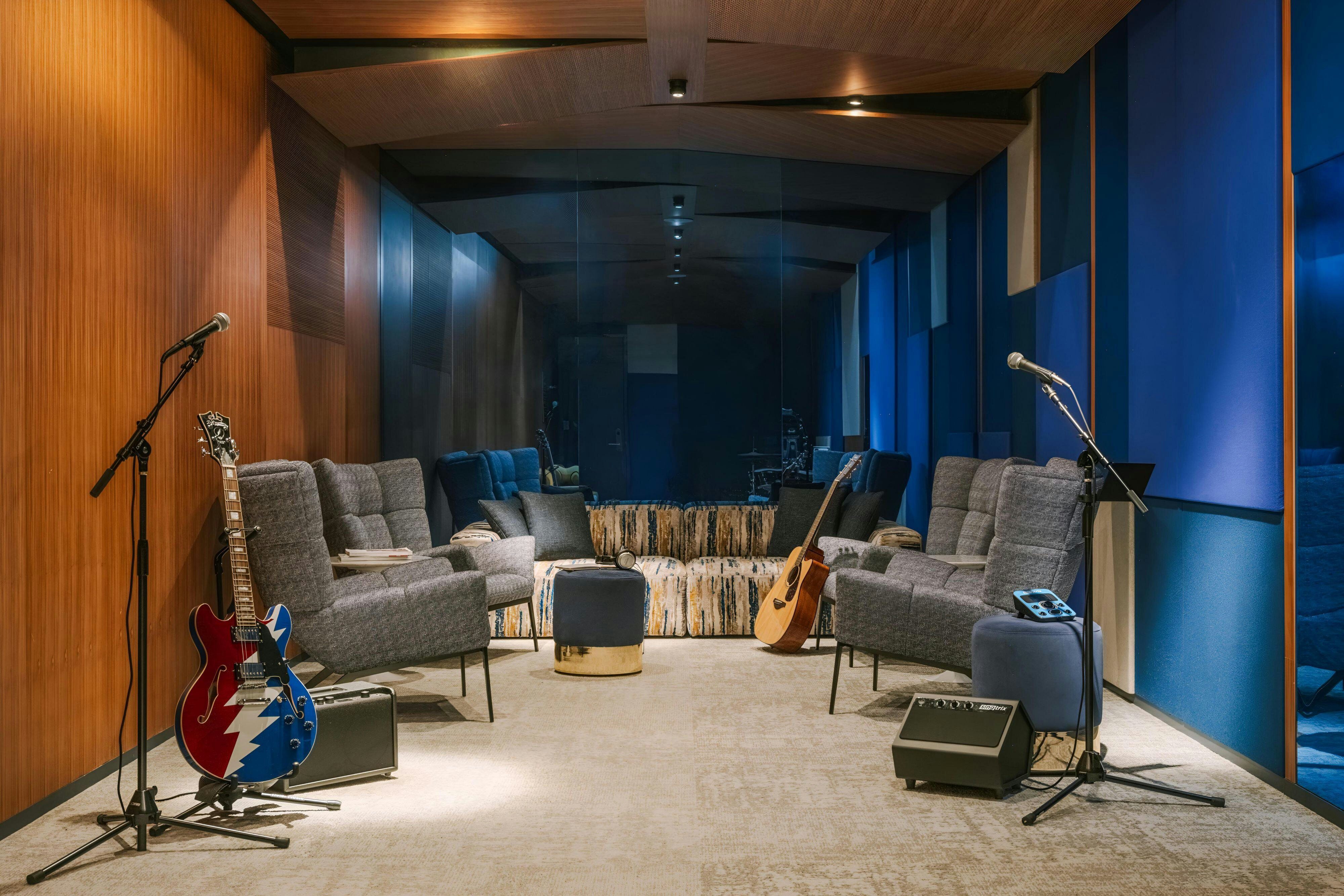 Sonder Battery Park Apartments Financial District by null