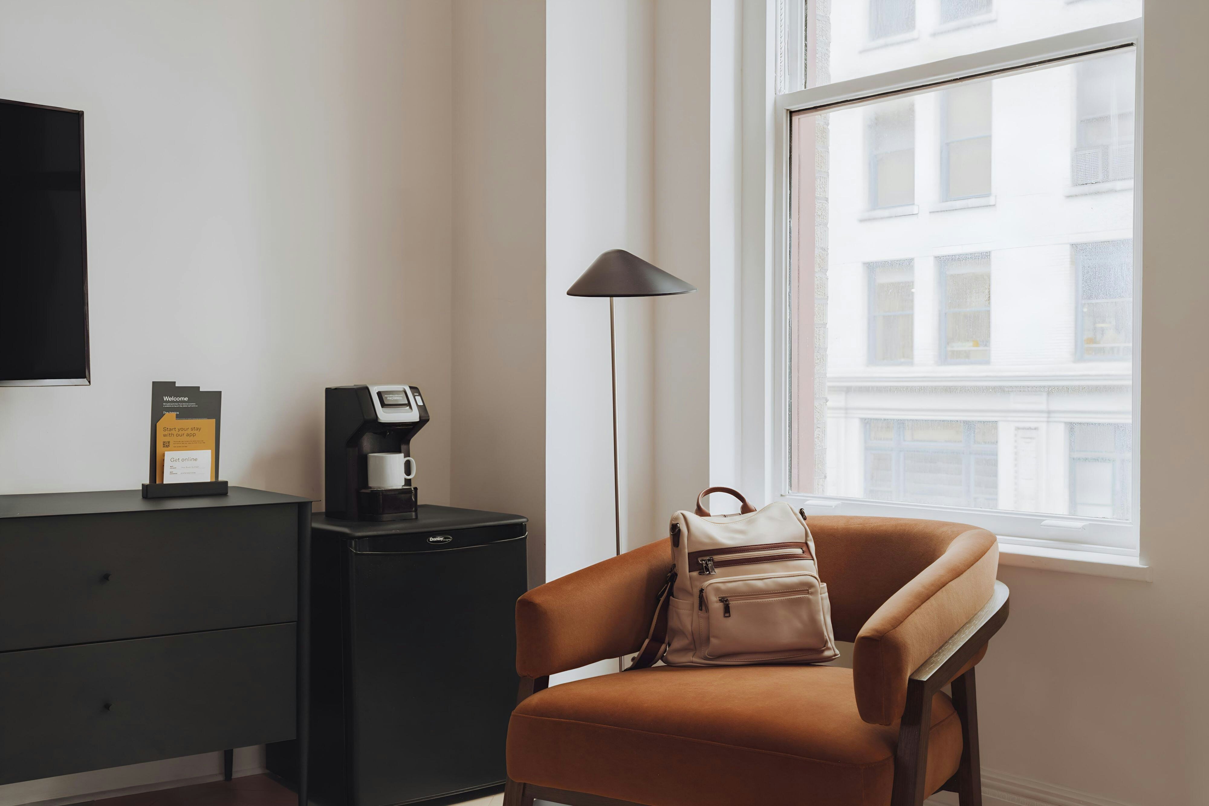 Flatiron Hotel, Sonder by null