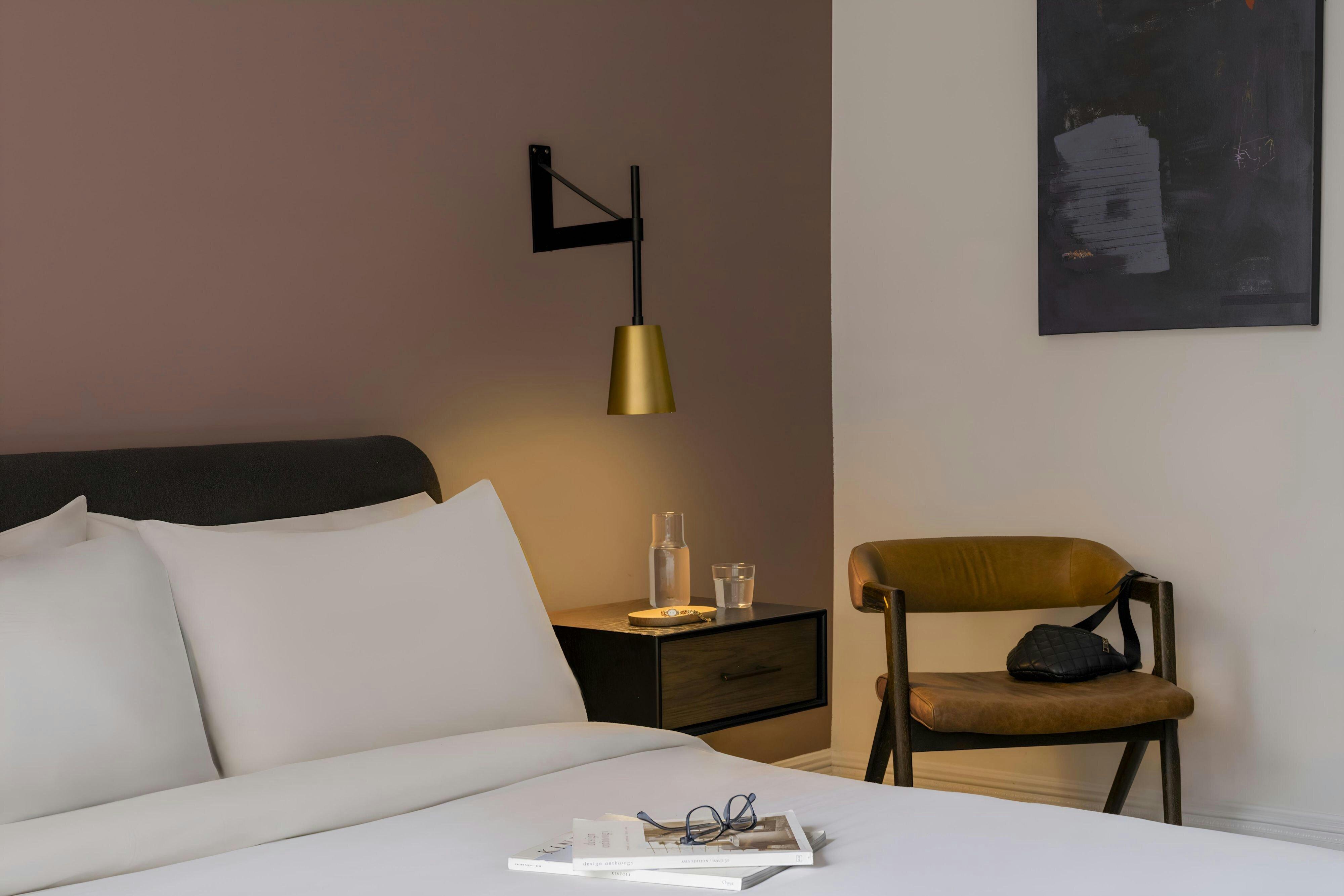 Flatiron Hotel, Sonder by null