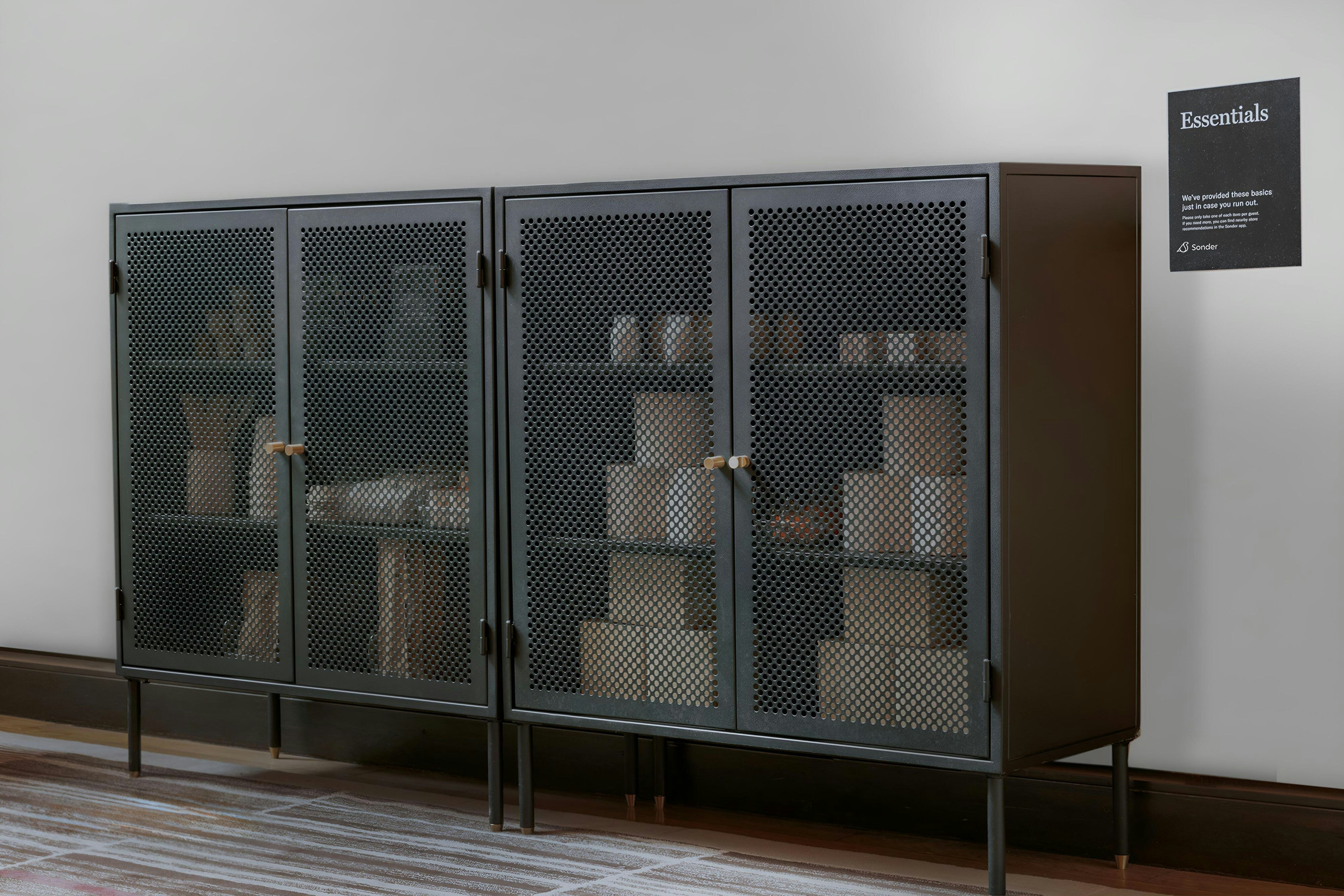 Flatiron Hotel, Sonder by null