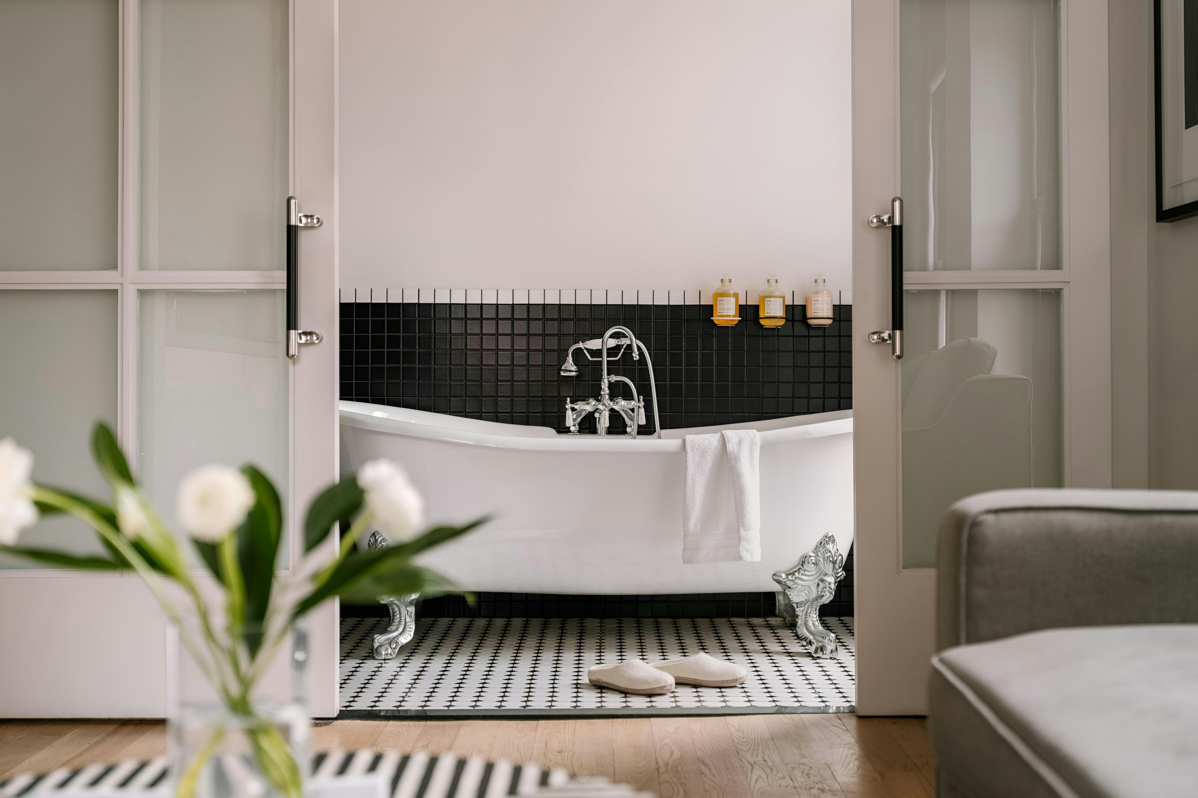 Duane Street Hotel Tribeca, Sonder by null