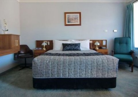 Castle Motel Bairnsdale by null
