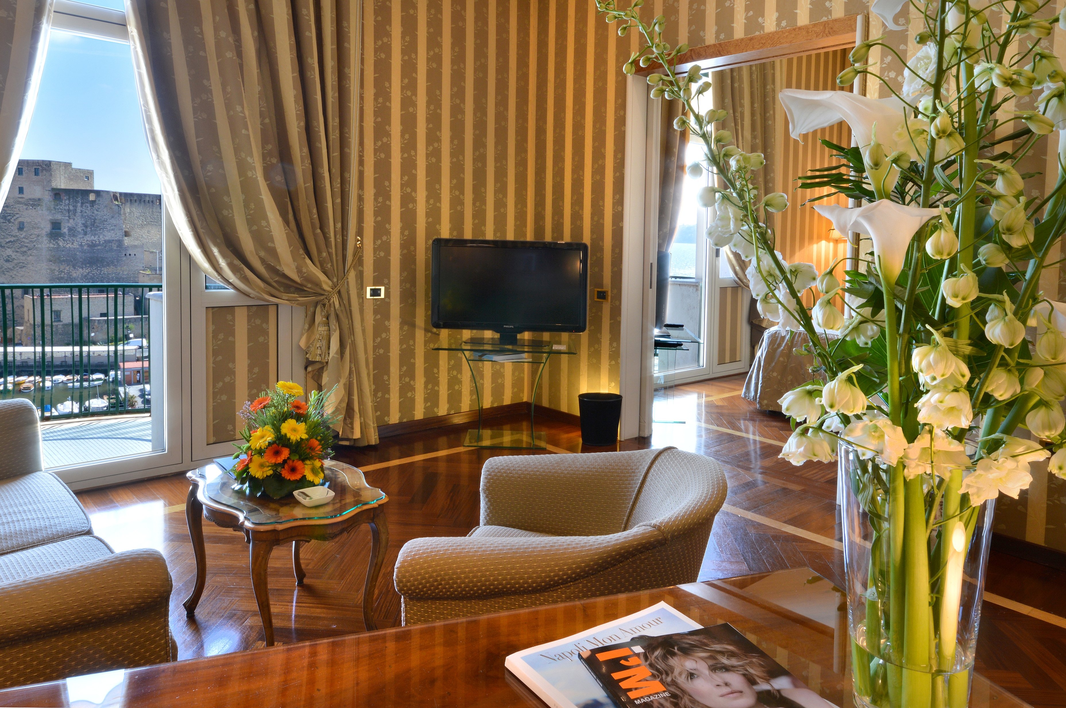 Grand Hotel Vesuvio by null