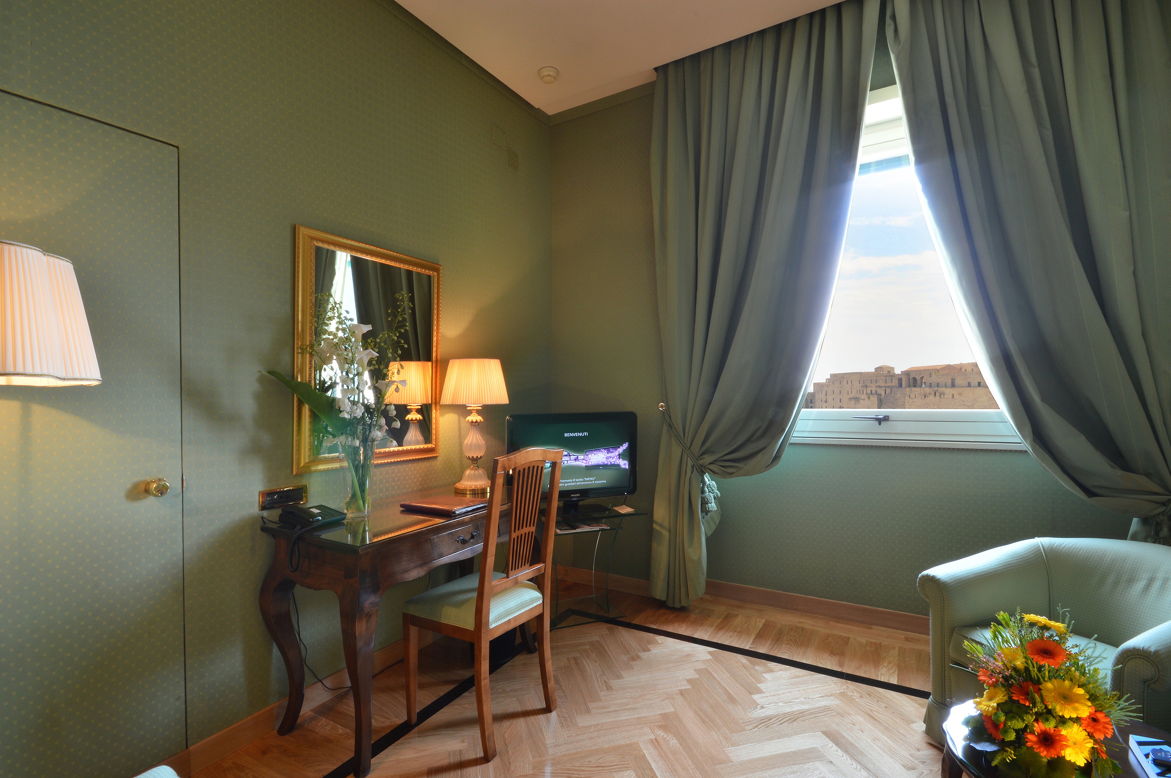 Grand Hotel Vesuvio by null