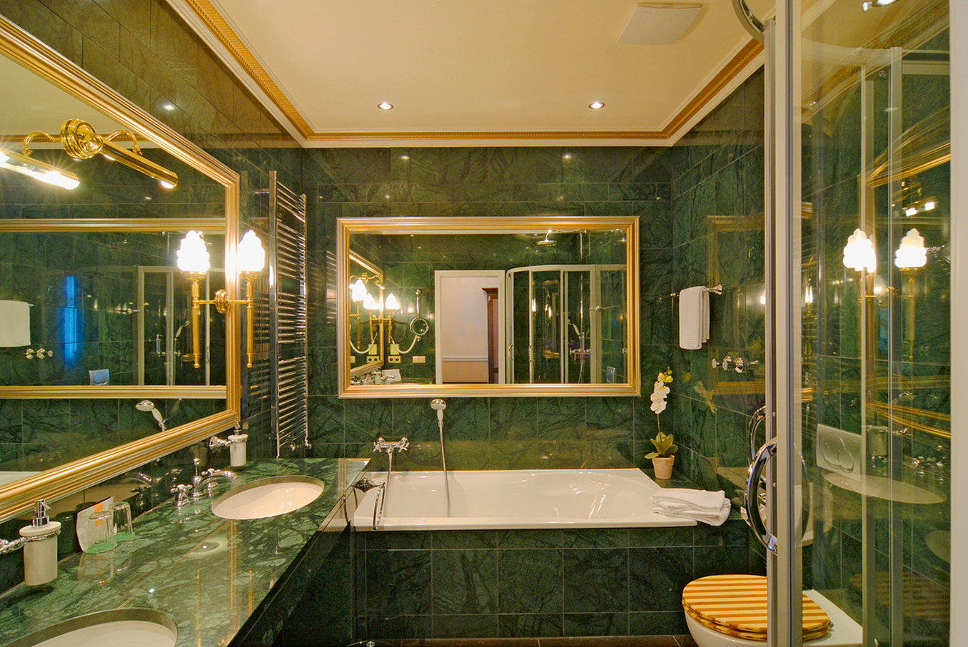 Myer's Hotel by null
