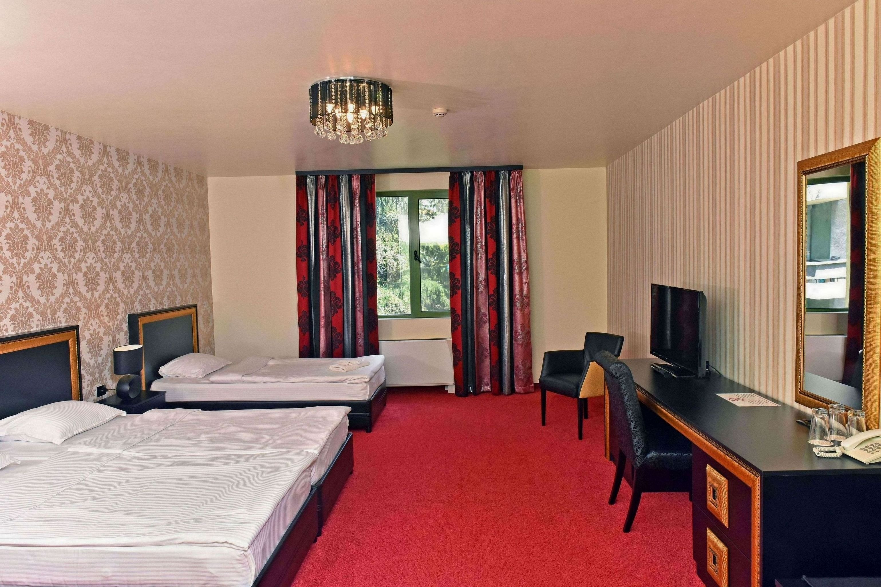 Hotel Elegance by null