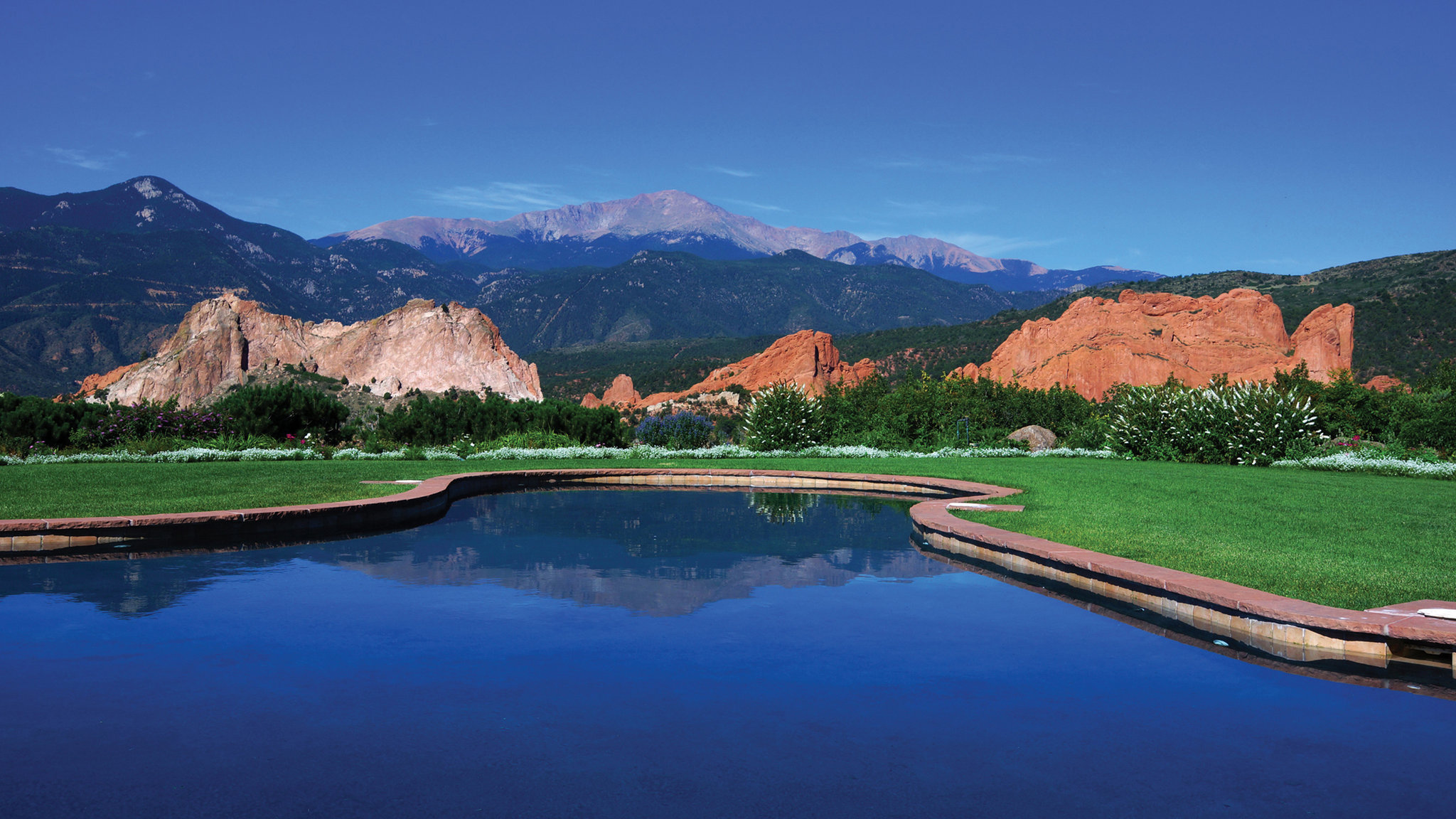 Garden of the Gods Resort & Club by null