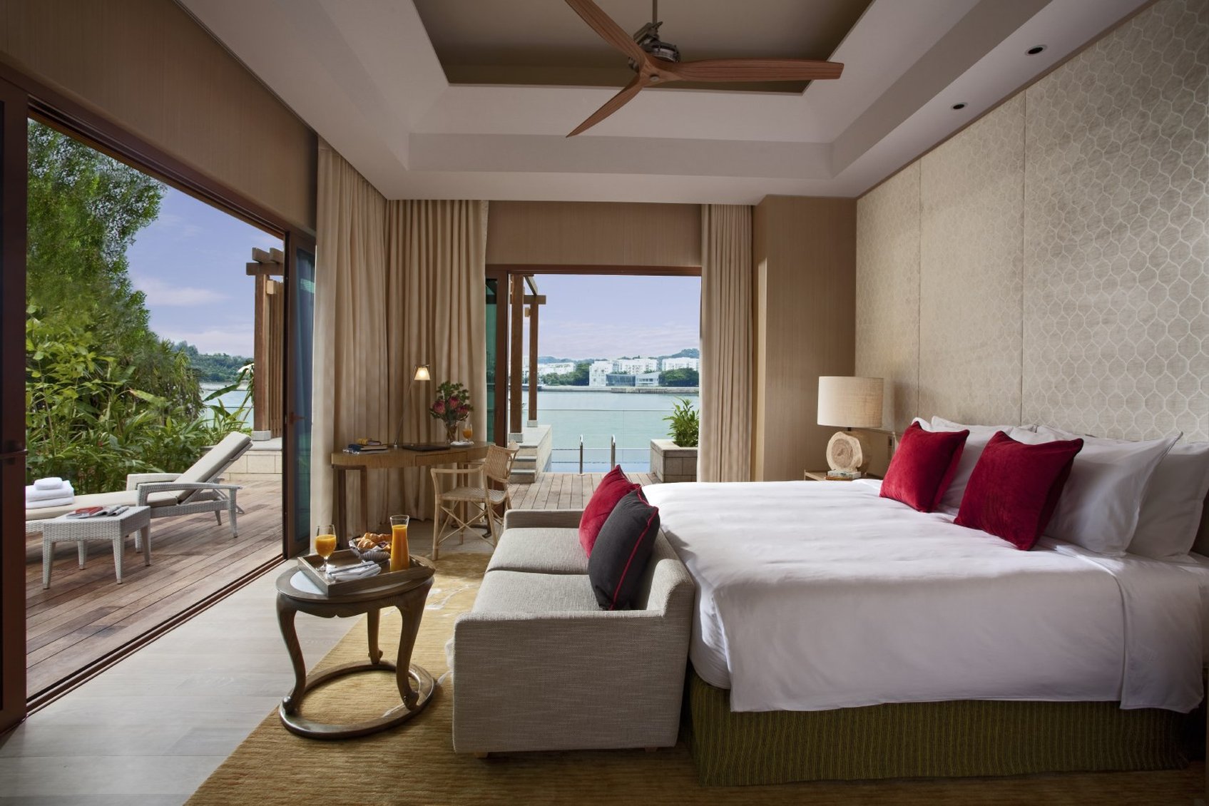 Resorts World Sentosa by null