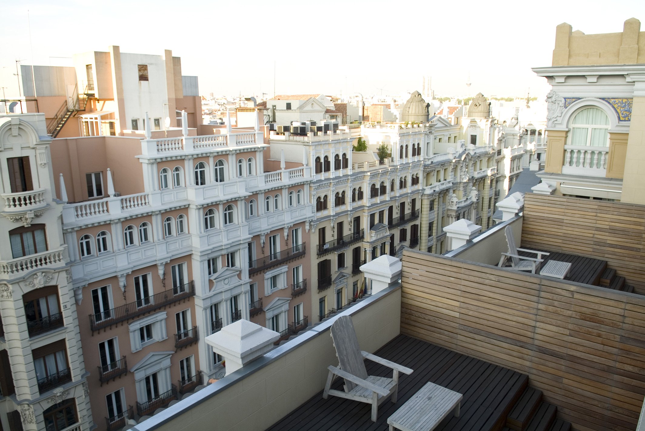 Hotel by null