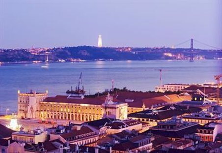 Solar dos Mouros Lisboa by null