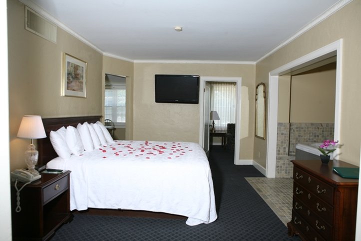 Senate Suites Extended Stay Hotel by null