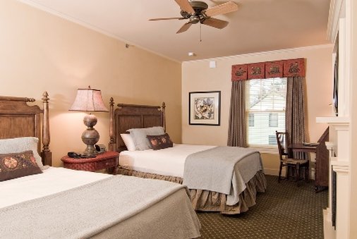 The Norwich Inn by null