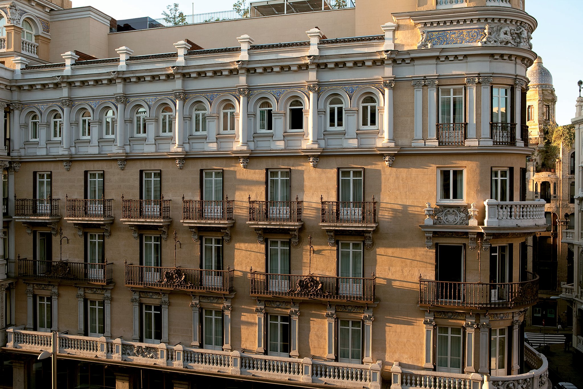Hotel Iberostar Las Letras Gran Via by null
