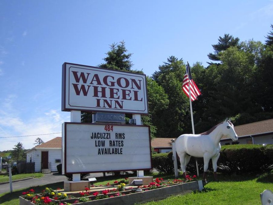 Wagon Wheel Inn by null