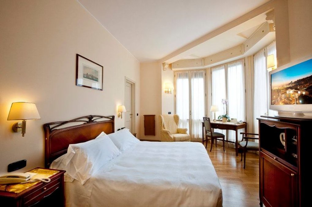 Hotel Continental Genoa by null