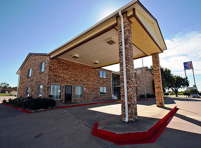 Motel 6 Red Oak, TX - Dallas image
