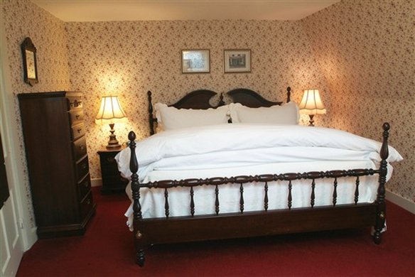 Marshall Slocum Inn by null