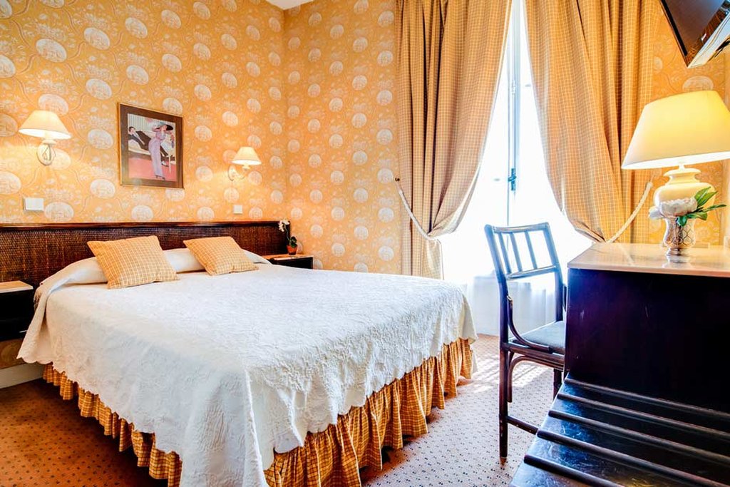 Hotel le Clement by null