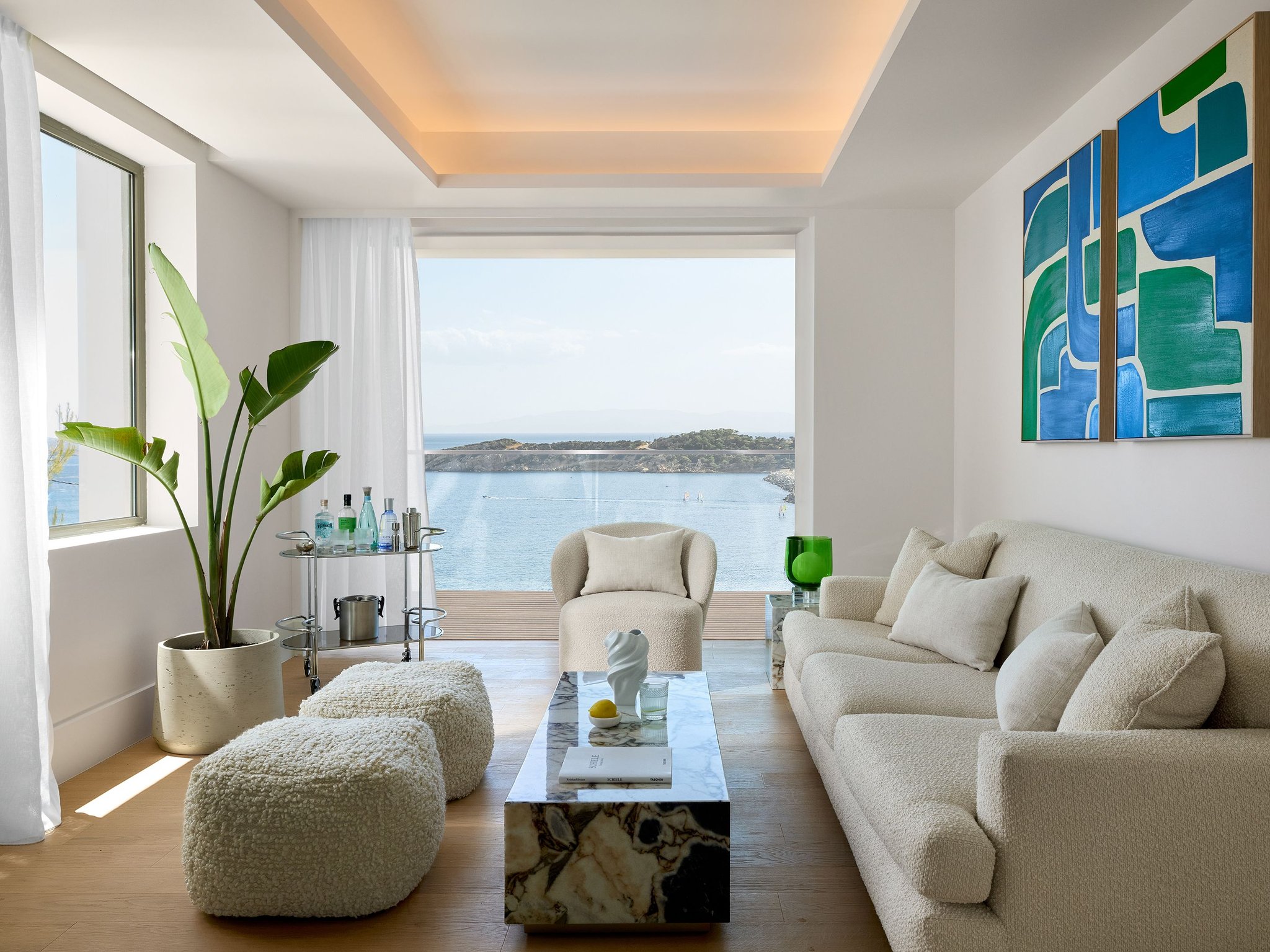 Vouliagmeni Suites by null