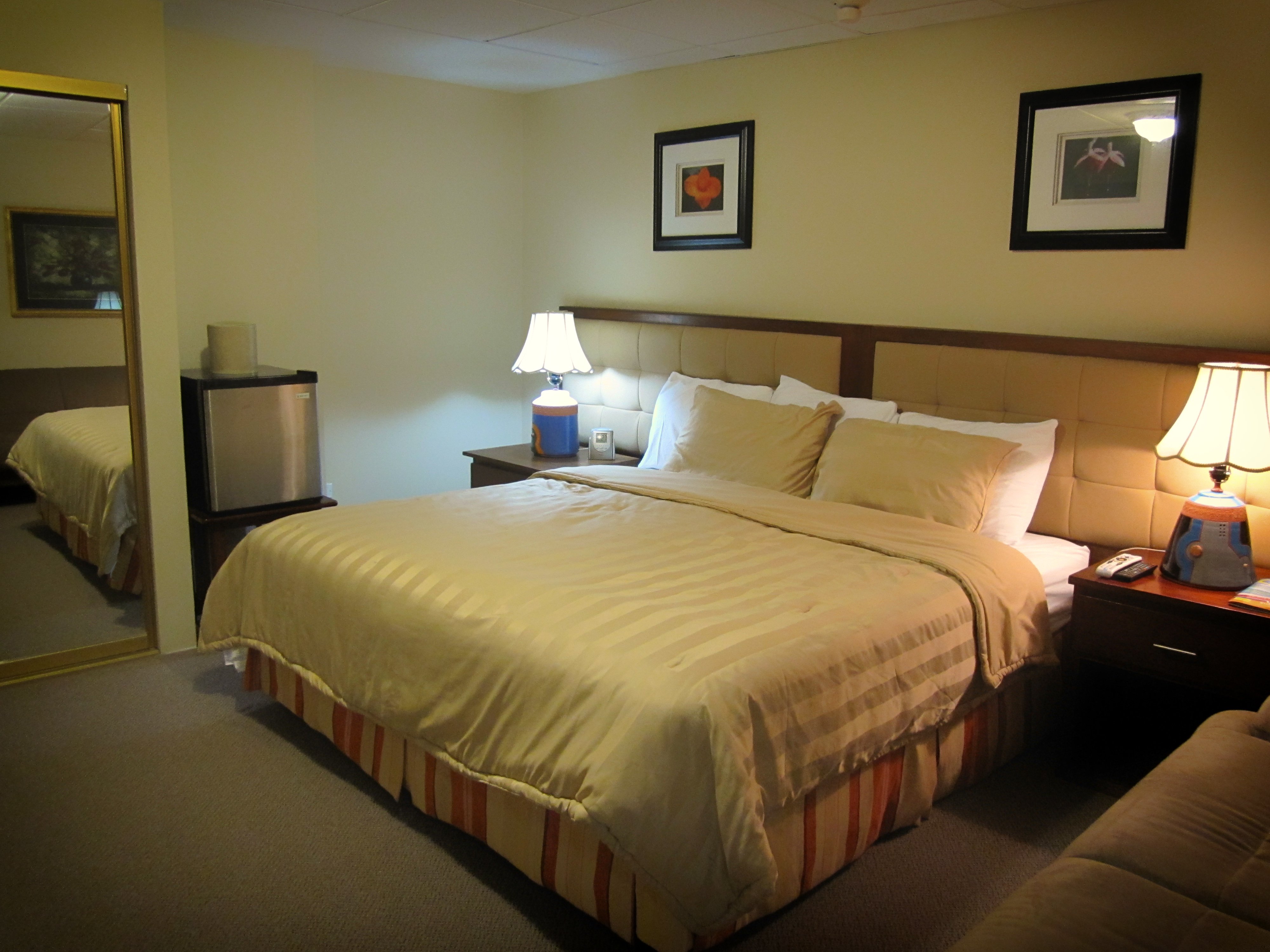 S.J. Suites by null