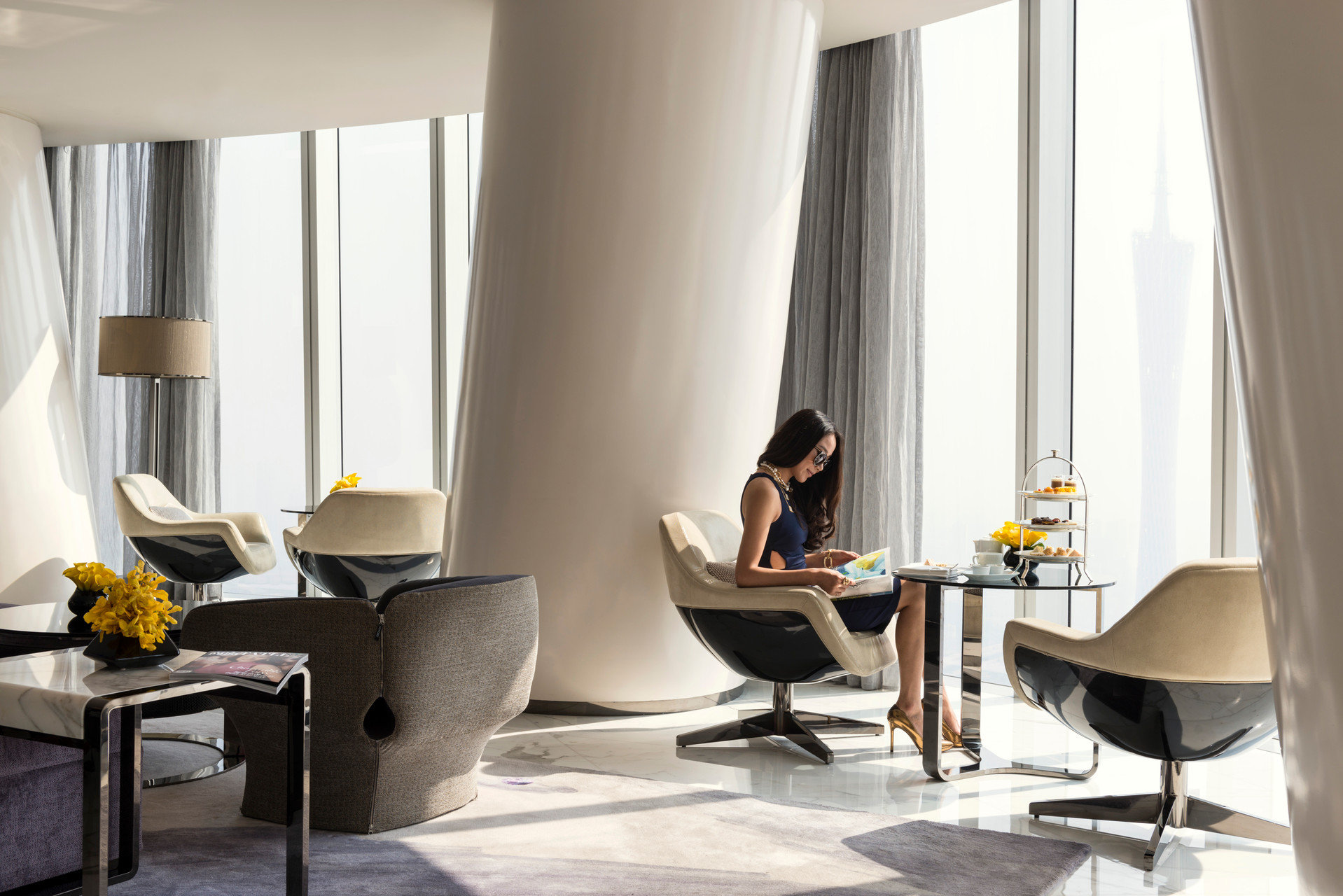 Four Seasons Hotel by null