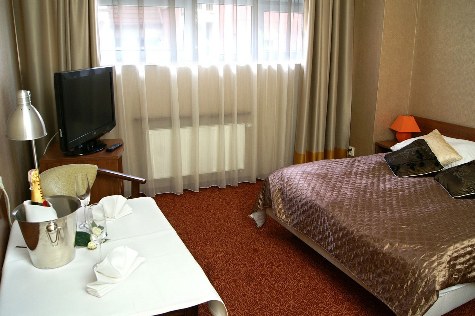 Hotel Grot by null