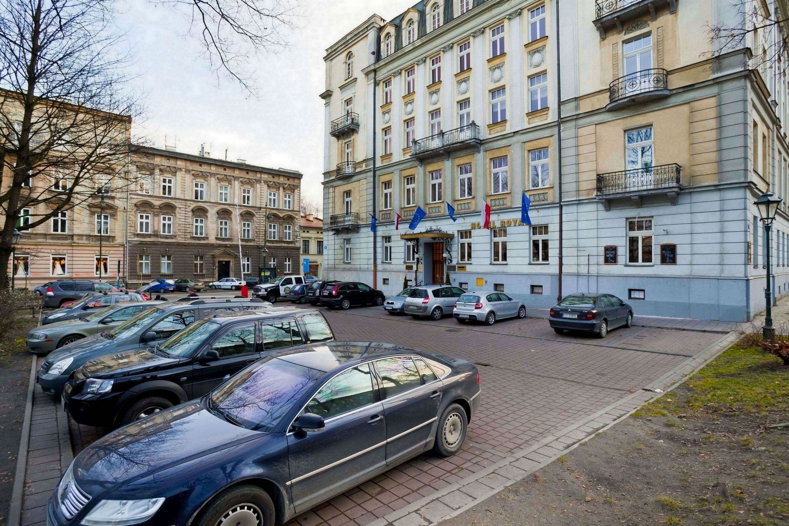 Hotel Royal by null