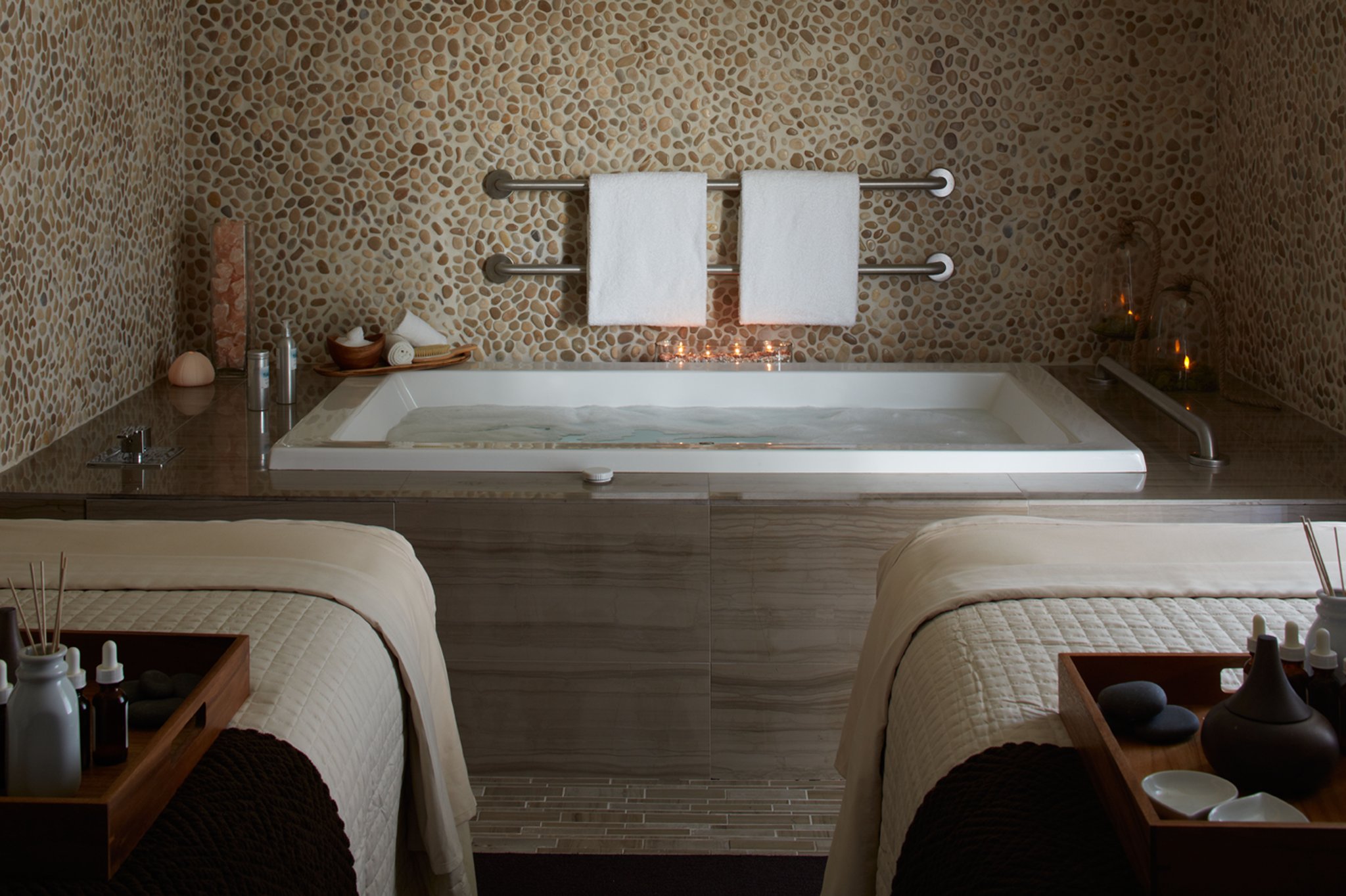 Royal Palm South Beach Miami, a Tribute Portfolio Resort by null