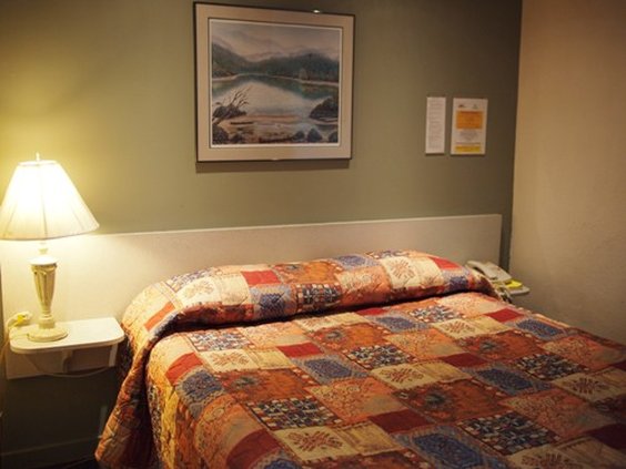 West Coast Motel On The Harbour by null