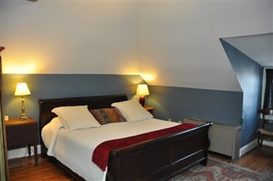 200 South Street Inn by null