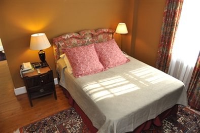 200 South Street Inn by null