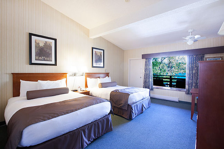 Bayshore Inn & Spa by null