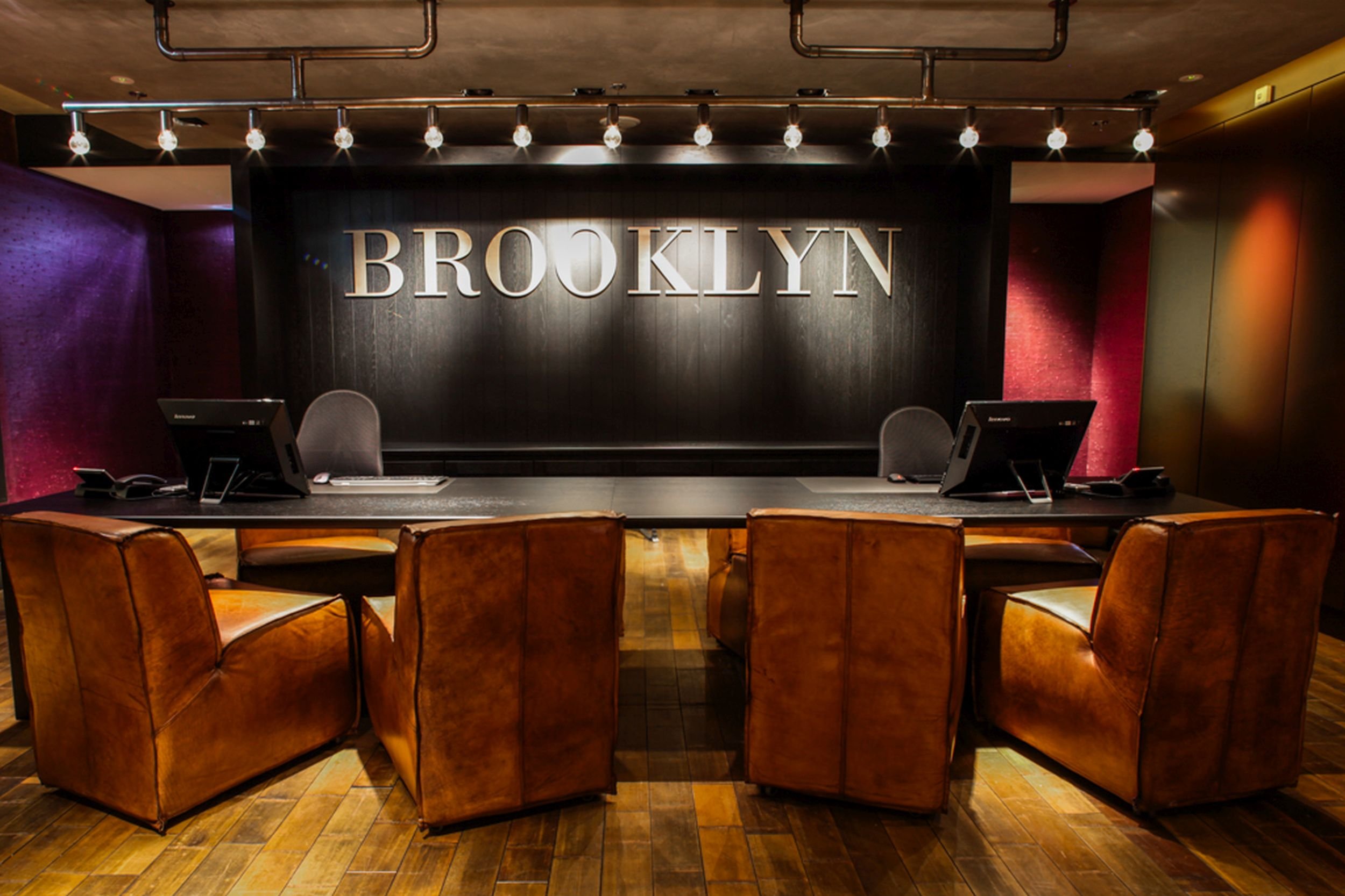 DoubleTree by Hilton Amsterdam - NDSM Wharf by null