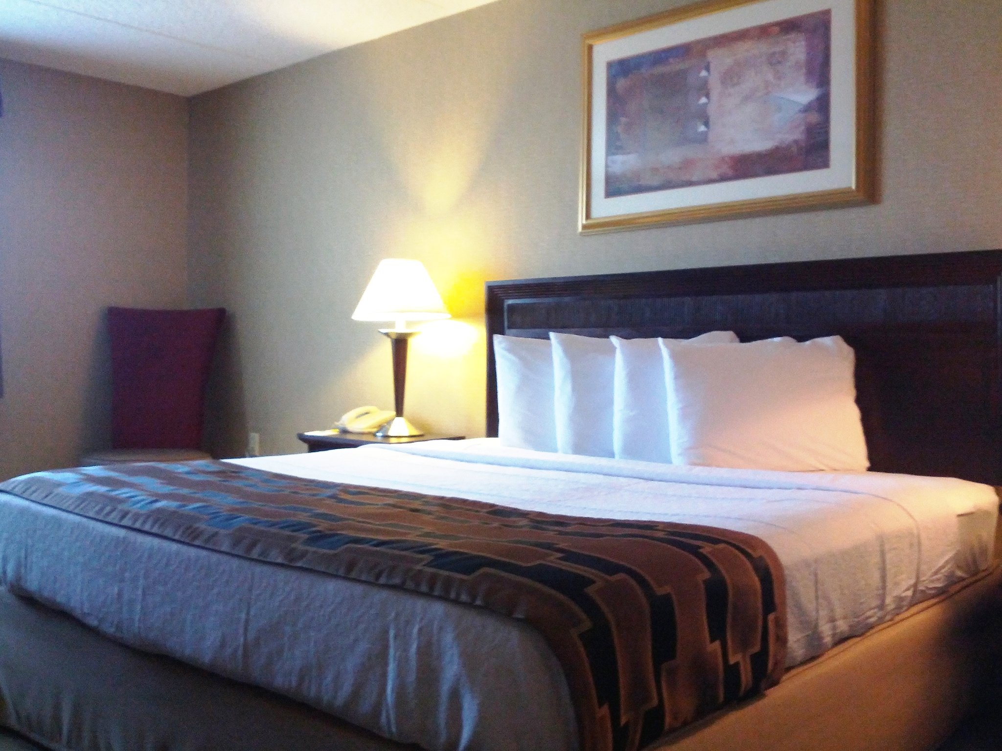 Howard Johnson by Wyndham Portsmouth by null