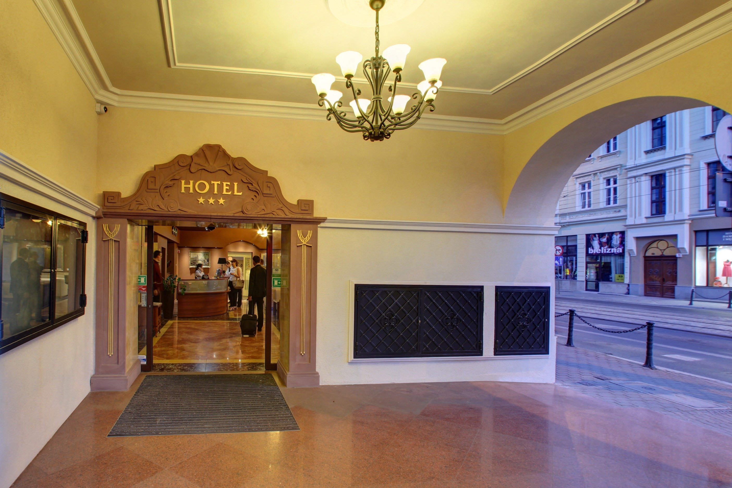 Hotel Europejski we Wrocławiu by null