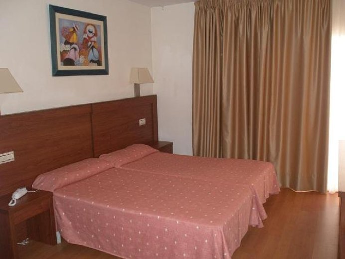 Hotel Mayna by null
