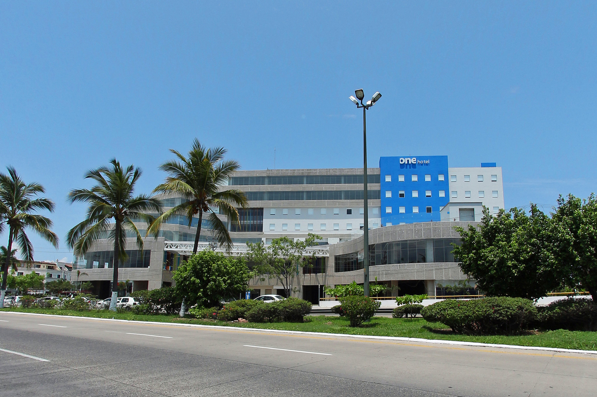 One Puerto Vallarta Aeropuerto by null