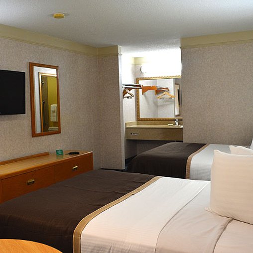 Deluxe Inn. Fayetteville.North Carolina. I-95 Exit-49 photo 6