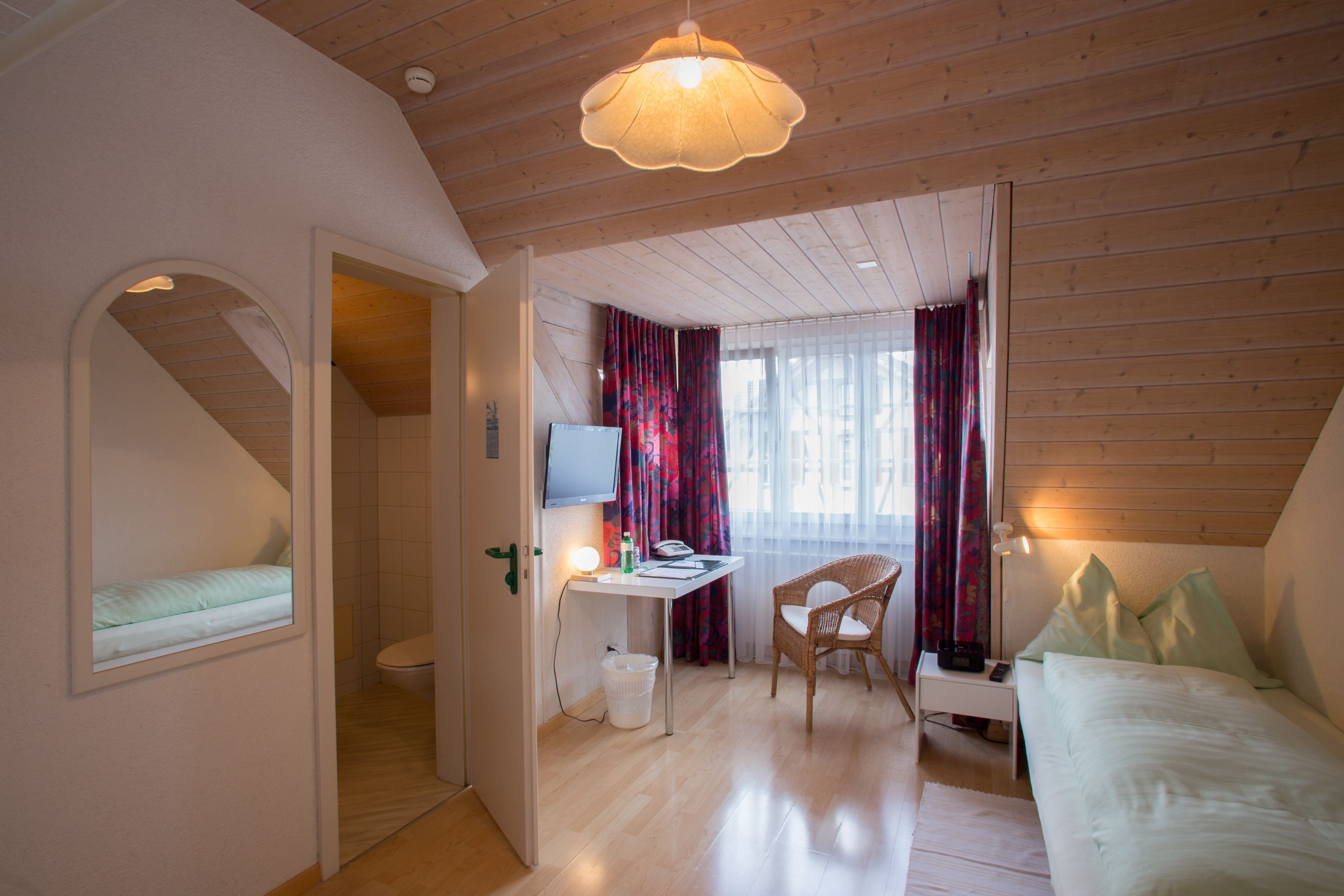 Gasthof Hotel Linde by null