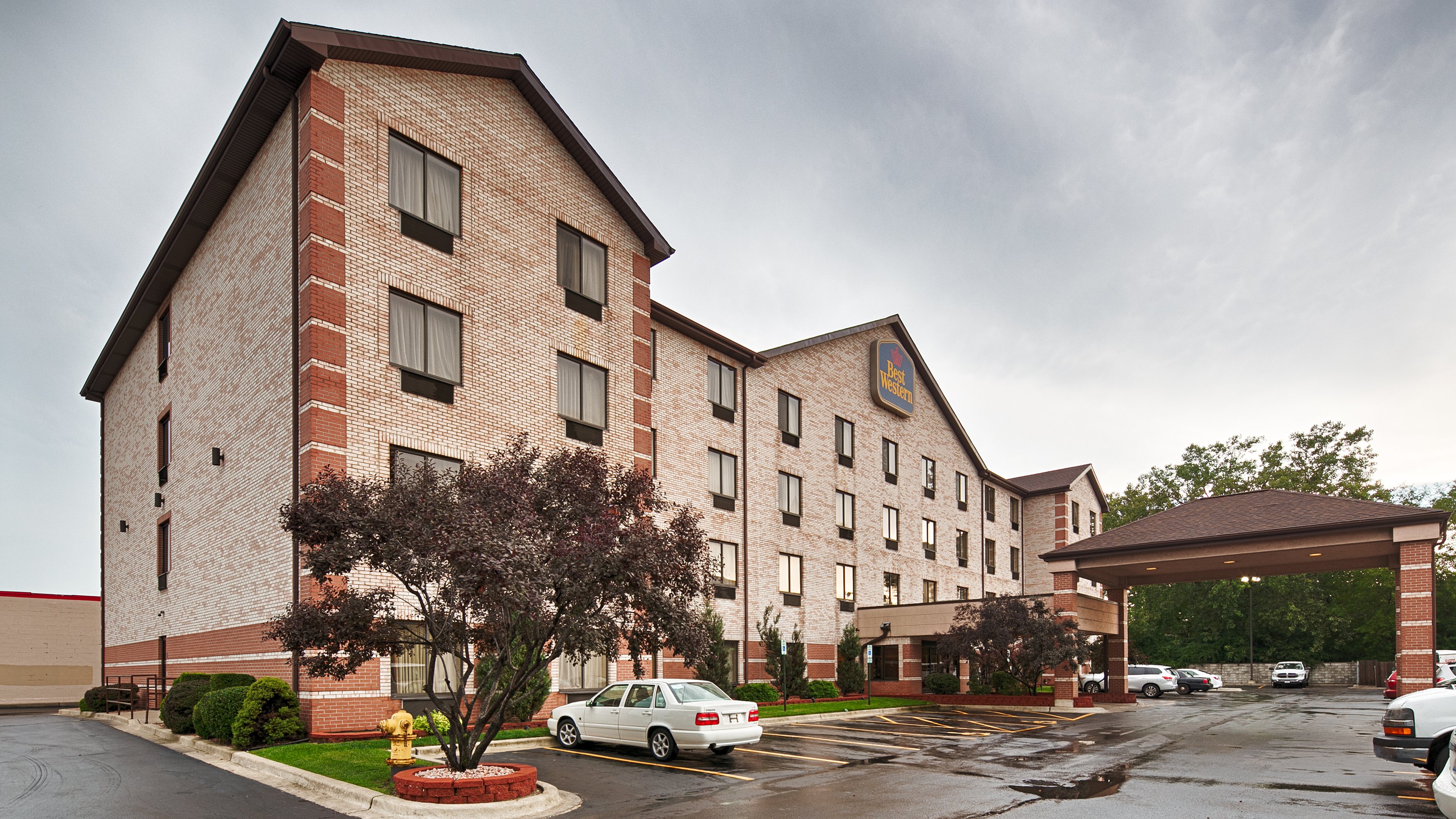 Best Western Inn & Suites - Midway Airport image