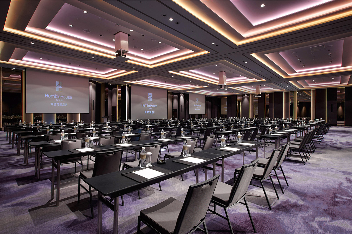 Humble House Taipei, Curio Collection by Hilton by null