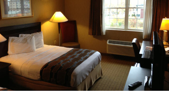 Howard Johnson by Wyndham Portsmouth by null