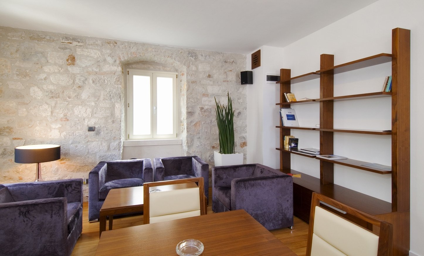 Hotel Vestibul Palace by null