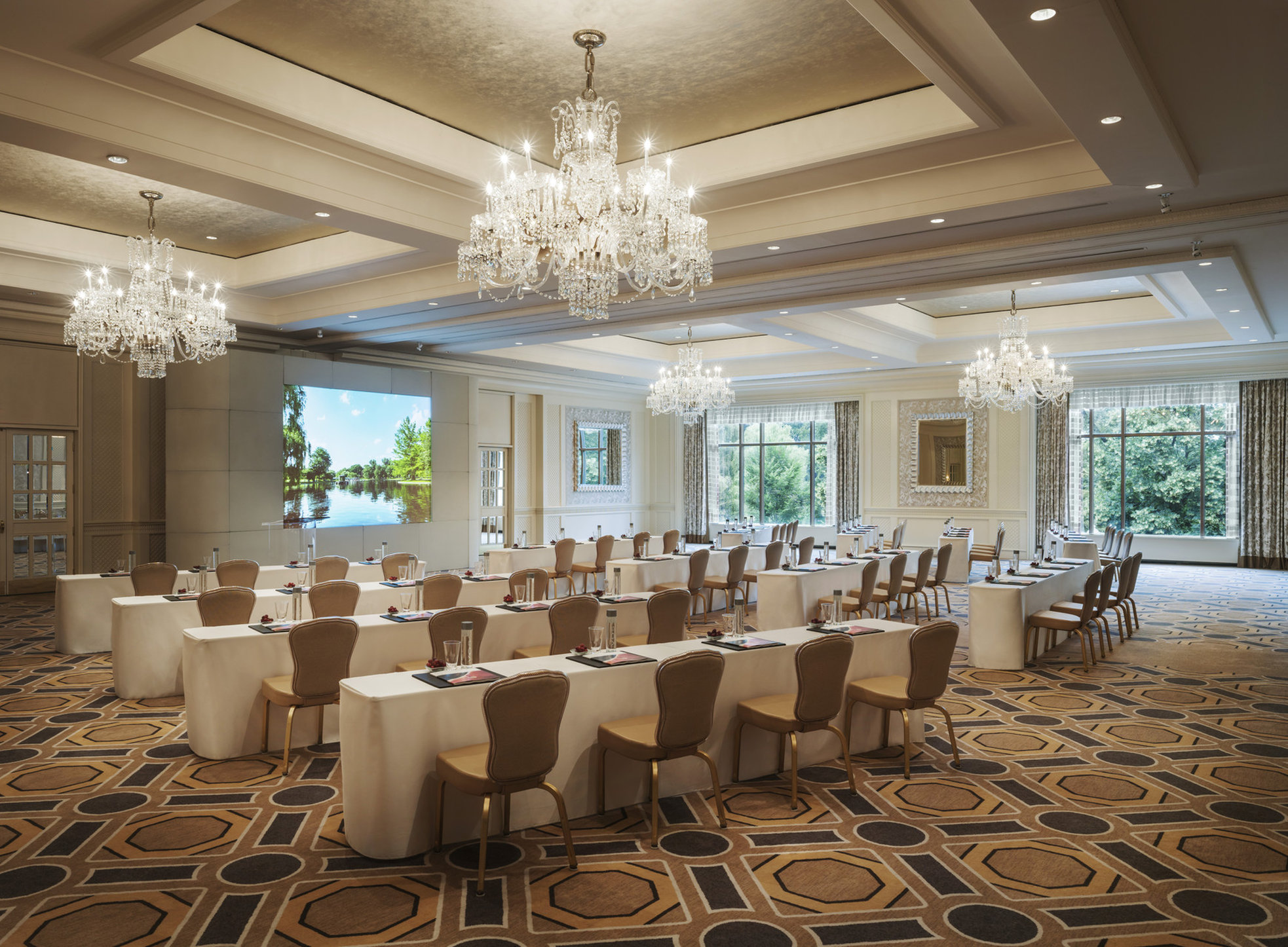 Four Seasons Hotel Boston by null