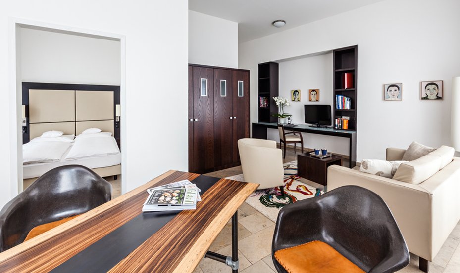 BURNS Art Hotel Düsseldorf by null